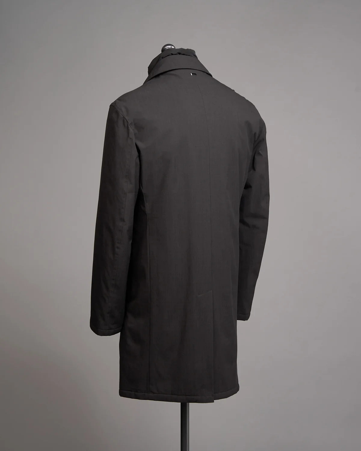 Performance Travel Insulated Hybrid Raincoat - Image 4