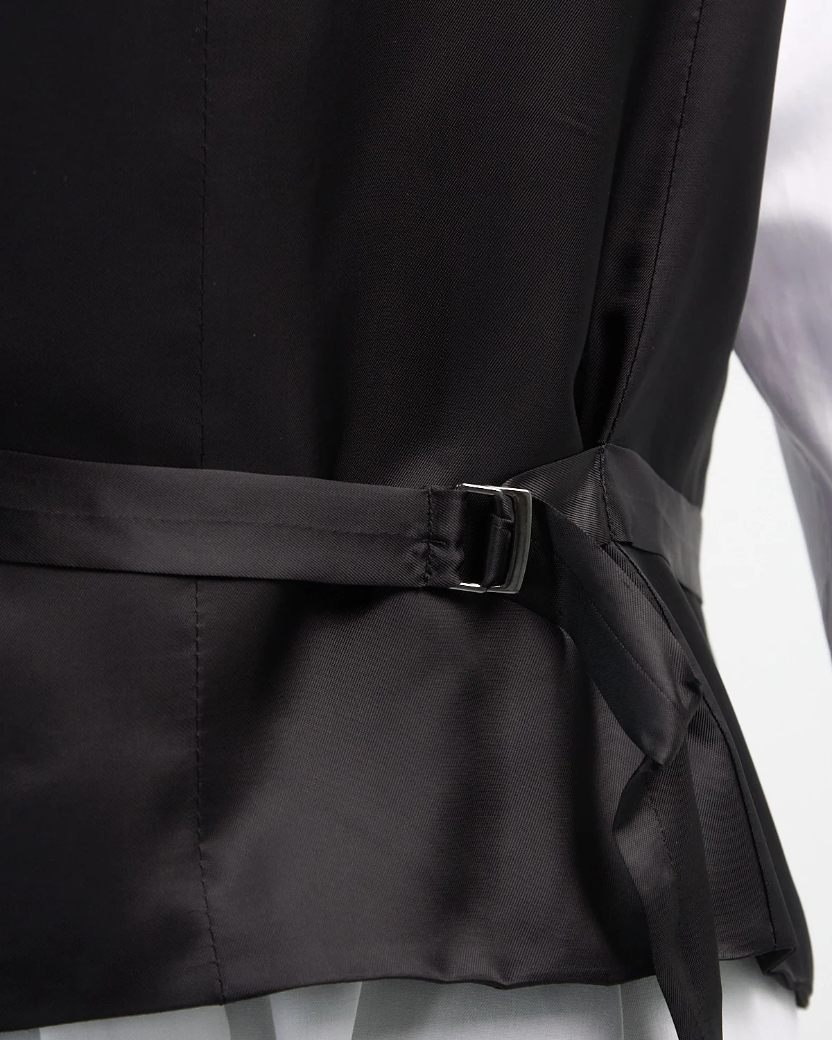 'George' Black Vest - Image 9