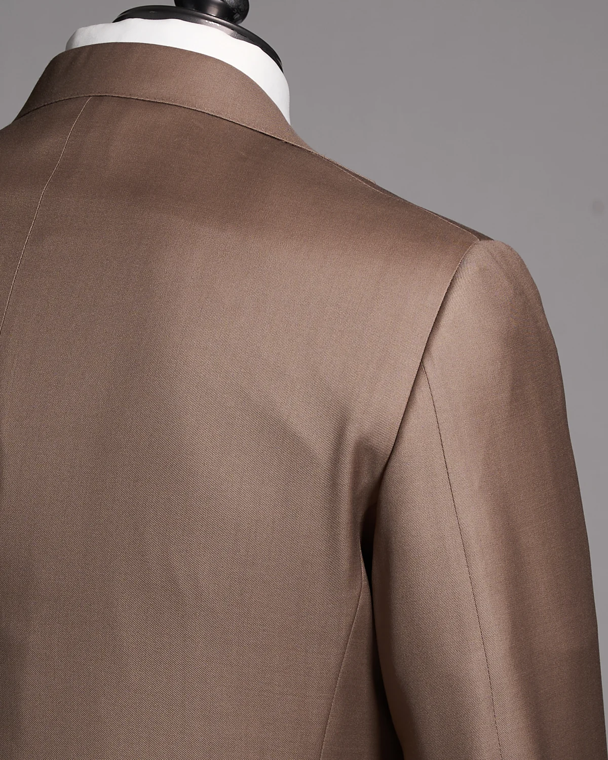 Super 130's Wool Taupe Suit - Image 3