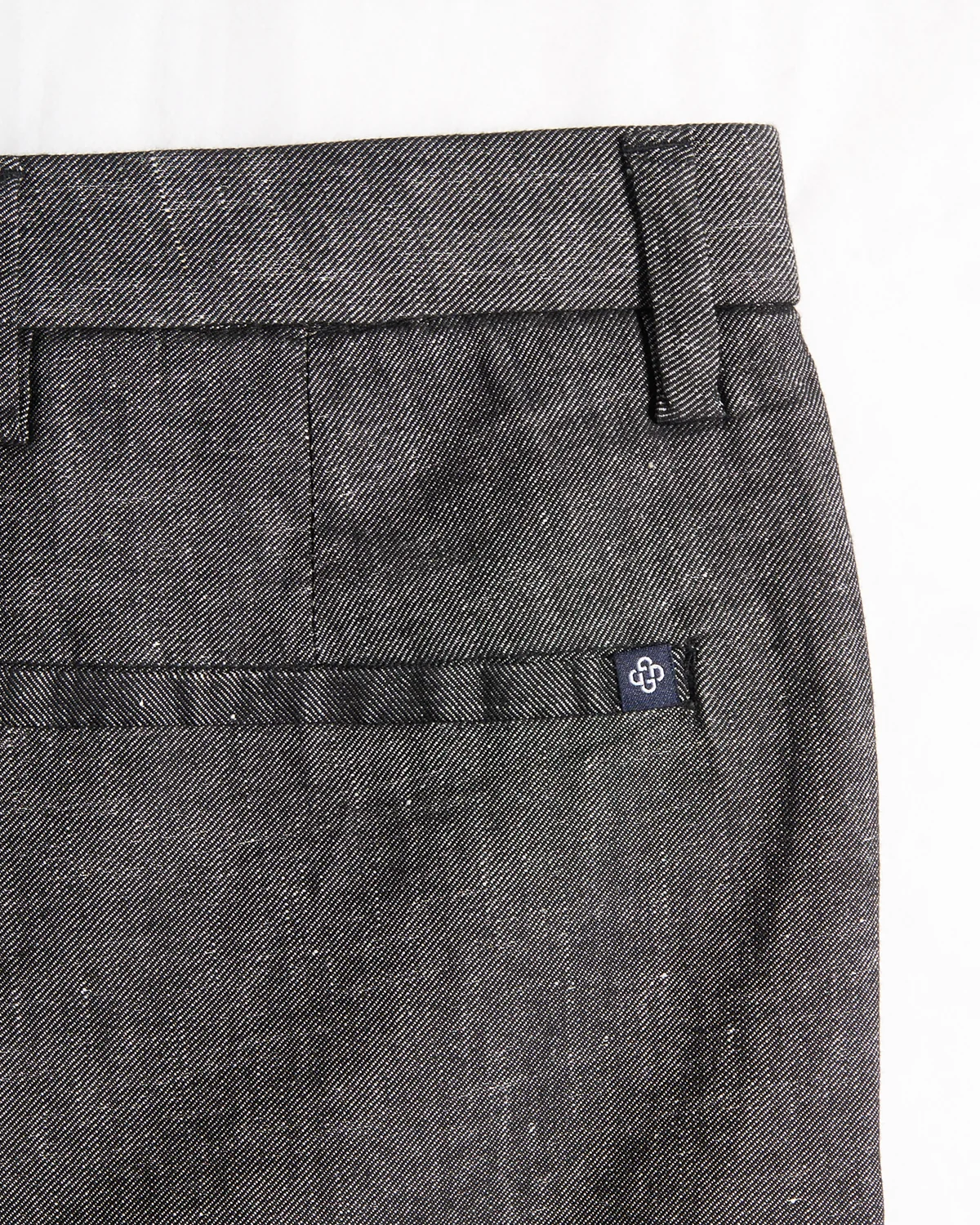 Oasis Bermuda In Lifesync Linen - Image 5