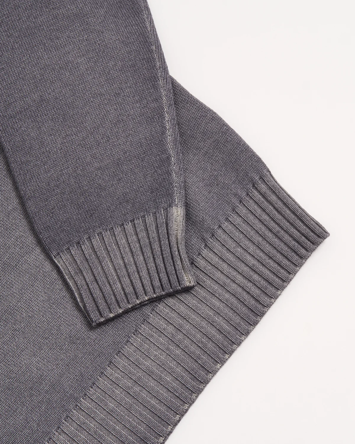 Ribbed Turtleneck Sweater - Image 4