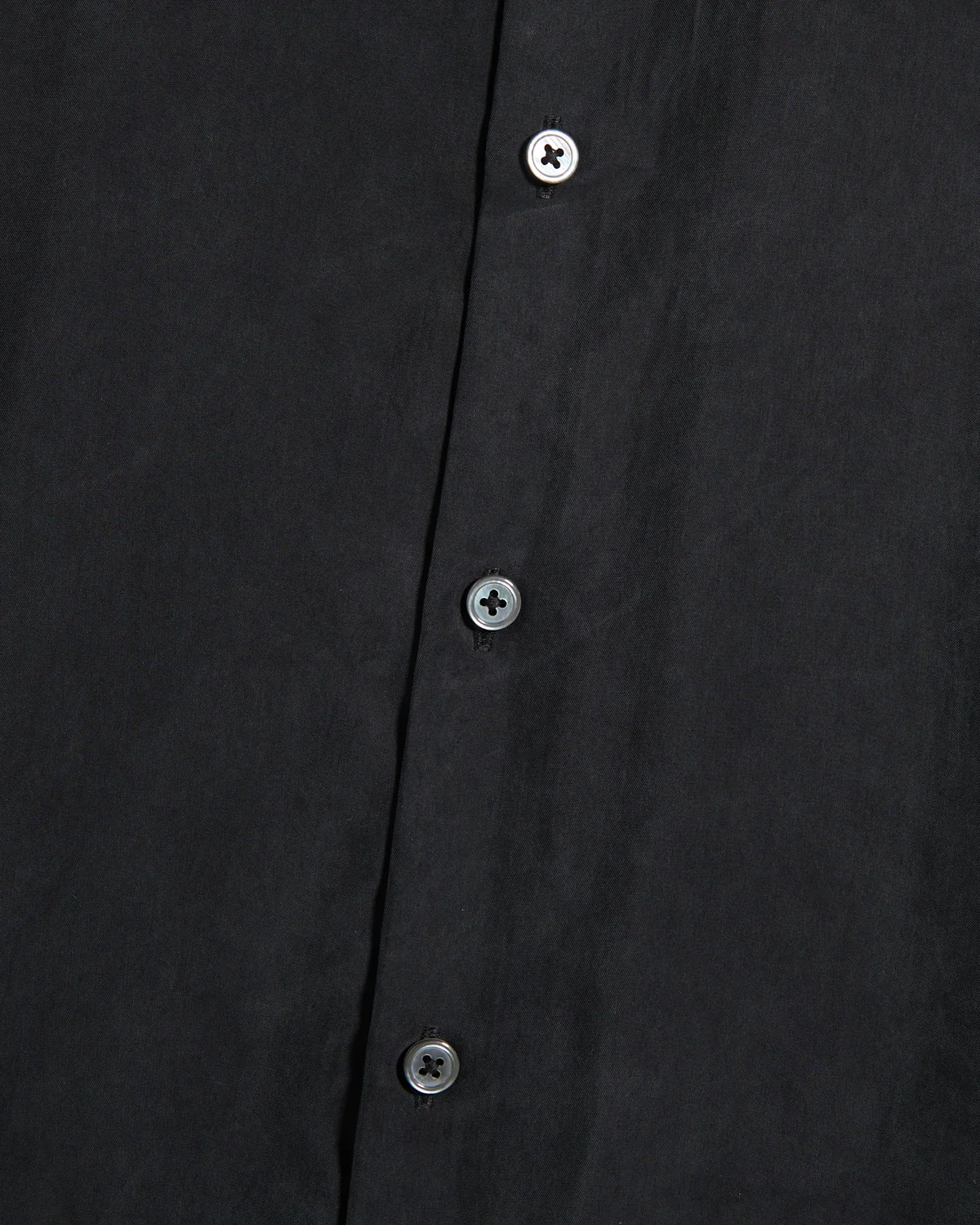 Slim Fit Shirt With Wire Inserted Collar - Image 3