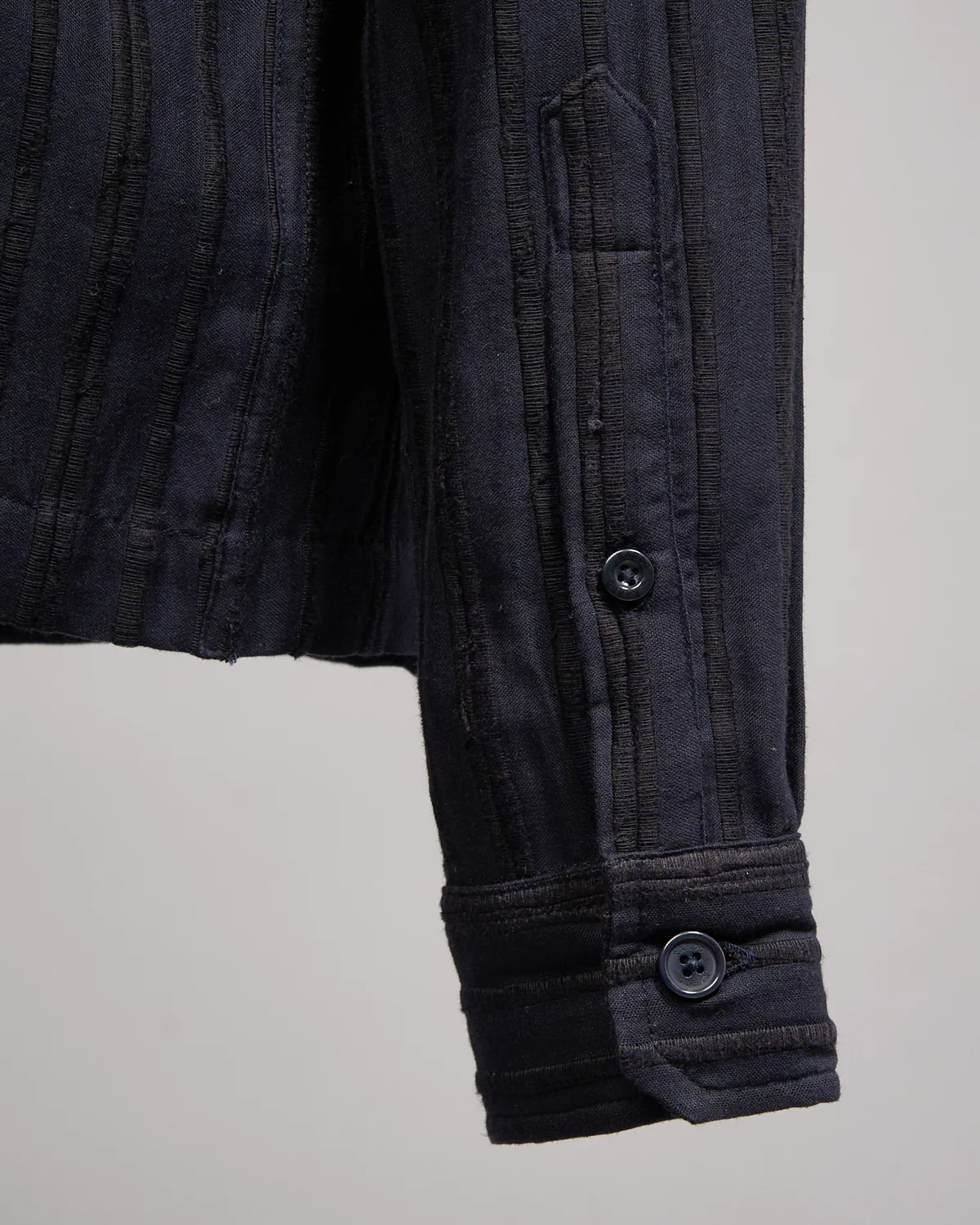 Damien 2.0 Handloom Cotton Shirt In Navy - Image 3