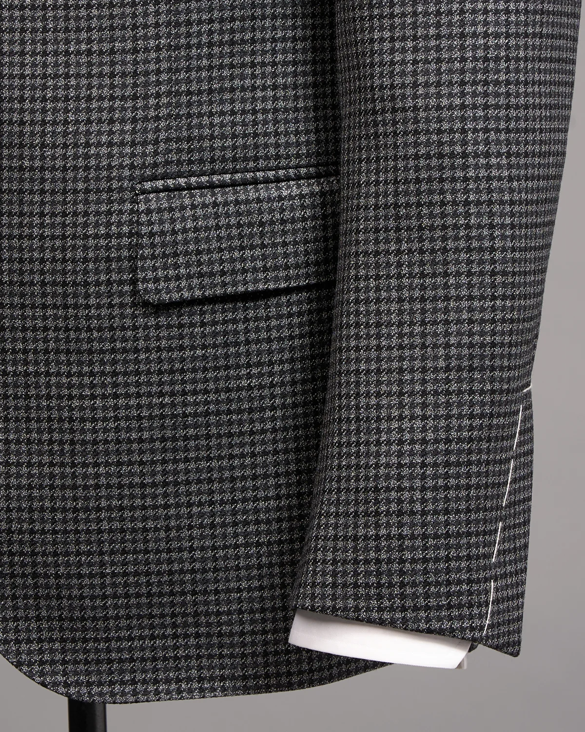 Elegant Houndstooth 'Iconic' Fit Twisted Wool Suit - Image 5