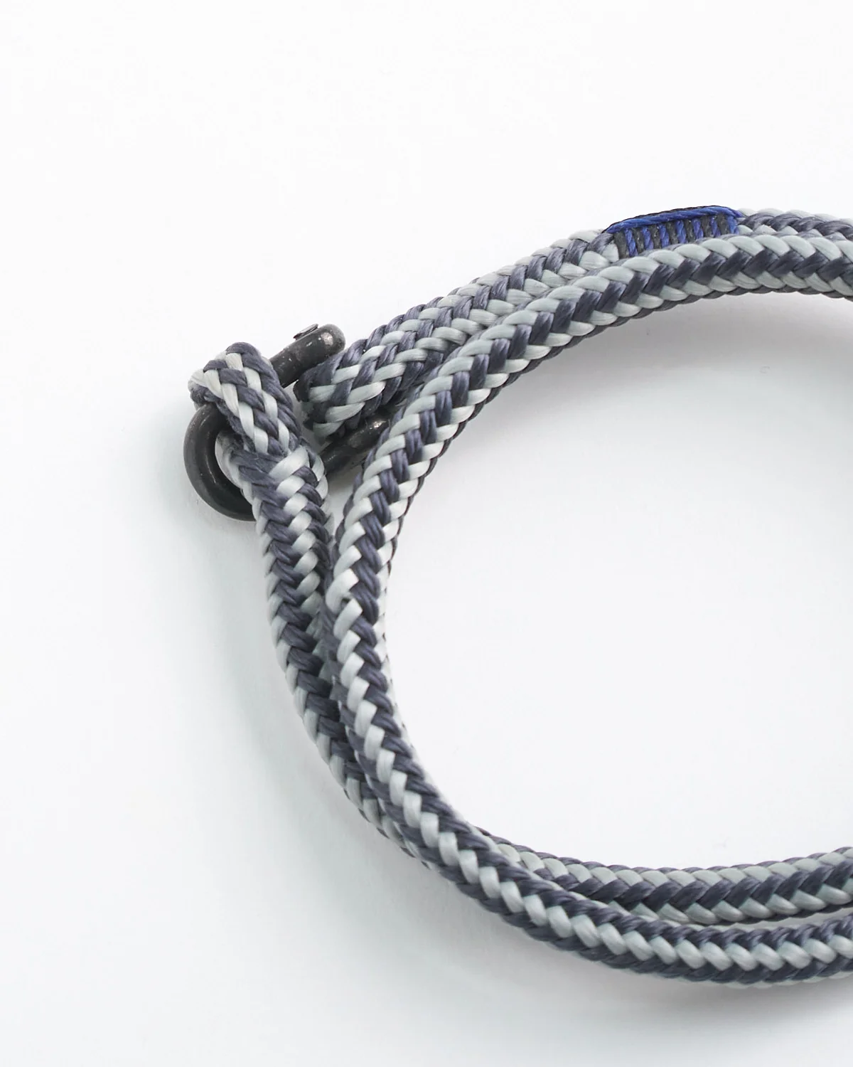 Salty Slim Rope And Shackle Bracelet / Slate - Image 4
